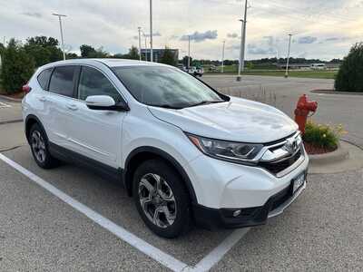 2019 Honda CR-V, $23349. Photo 2