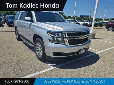 2016 Chevrolet Suburban, $15845. Photo 1