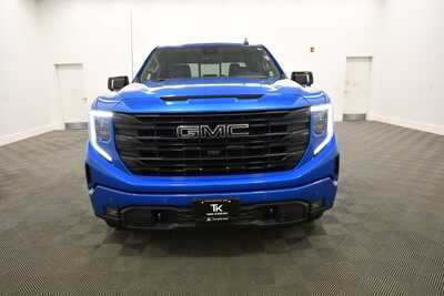 2024 GMC 1500 Crew Cab, $48349. Photo 11