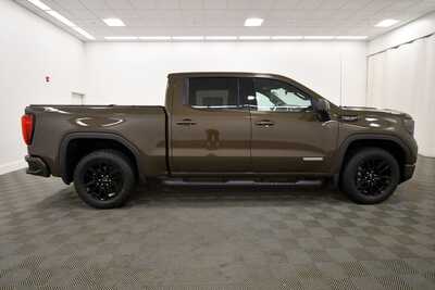 2024 GMC 1500 Crew Cab, $48849. Photo 9