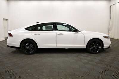 2026 Honda Accord, $37145. Photo 8