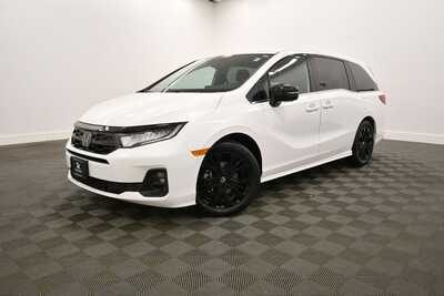2025 Honda Odyssey, $38249. Photo 2