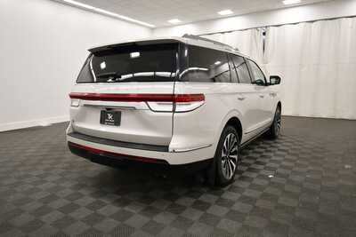 2023 Lincoln Navigator, $58849. Photo 7