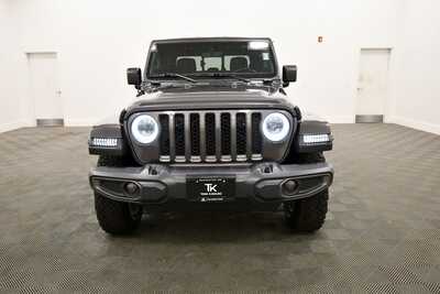 2021 Jeep Gladiator, $29349. Photo 11