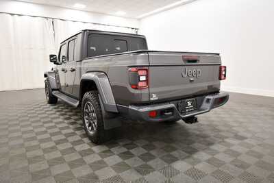 2021 Jeep Gladiator, $29349. Photo 5