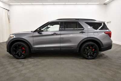 2022 Ford Explorer, $37849. Photo 4