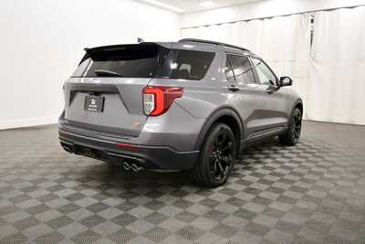 2022 Ford Explorer, $37849. Photo 8