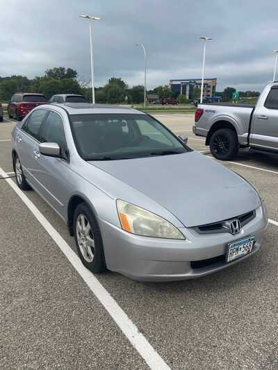 2005 Honda Accord, $6845. Photo 2