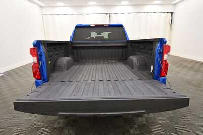 2022 Chevrolet 1500 Crew Cab, $39849. Photo 7