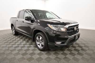 2025 Honda Ridgeline, $35349. Photo 10