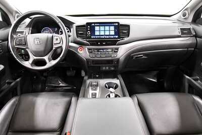 2025 Honda Ridgeline, $35349. Photo 3