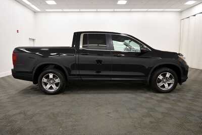 2025 Honda Ridgeline, $35349. Photo 9