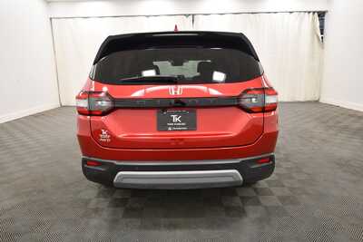 2023 Honda Pilot, $40347. Photo 6