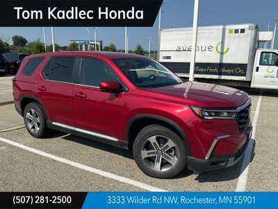 2023 Honda Pilot, $40849. Photo 1