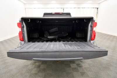 2022 Chevrolet 1500 Crew Cab, $37849. Photo 7
