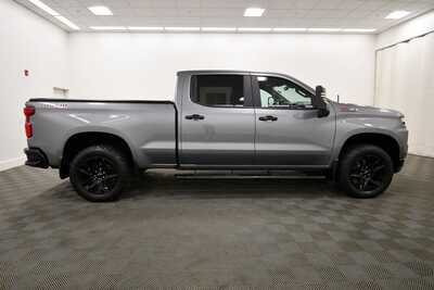 2022 Chevrolet 1500 Crew Cab, $37849. Photo 9
