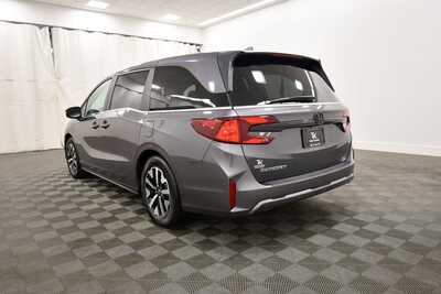 2025 Honda Odyssey, $36849. Photo 5