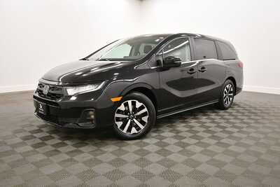 2025 Honda Odyssey, $35349. Photo 2