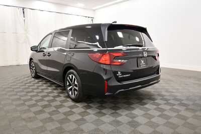 2025 Honda Odyssey, $35349. Photo 5