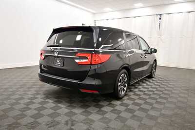 2024 Honda Odyssey, $35145. Photo 8