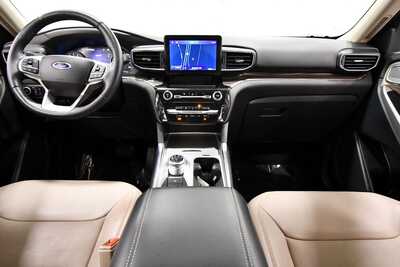 2024 Ford Explorer, $36945. Photo 3