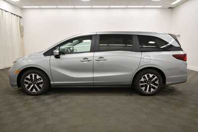 2026 Honda Odyssey, $44885. Photo 4