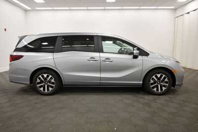 2026 Honda Odyssey, $44885. Photo 8