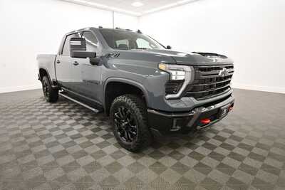 2025 Chevrolet 3500 Crew Cab, $66349. Photo 10