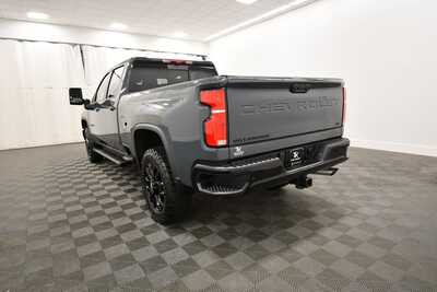 2025 Chevrolet 3500 Crew Cab, $66349. Photo 5