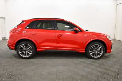 2023 Audi Q3, $32849. Photo 9