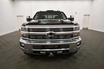 2019 Chevrolet 2500 Crew Cab, $49235. Photo 11