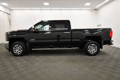 2019 Chevrolet 2500 Crew Cab, $49235. Photo 4