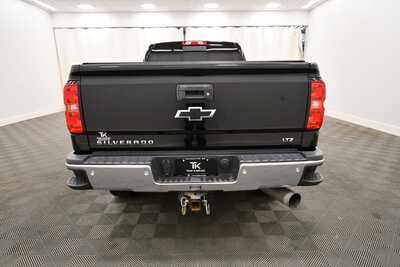 2019 Chevrolet 2500 Crew Cab, $49235. Photo 6