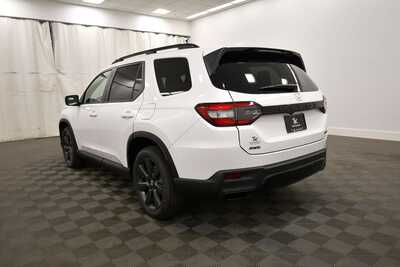 2026 Honda Pilot, $47340. Photo 5