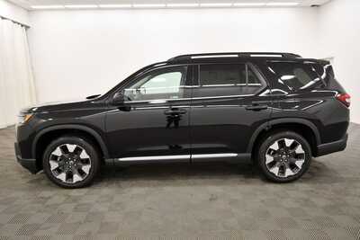 2026 Honda Pilot, $55880. Photo 4