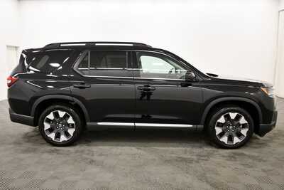 2026 Honda Pilot, $55880. Photo 8