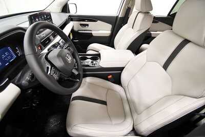 2026 Honda Pilot, $50145. Photo 6