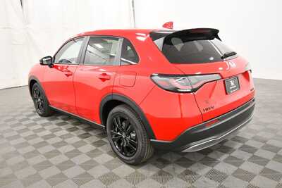 2027 Honda HR-V, $31350. Photo 5