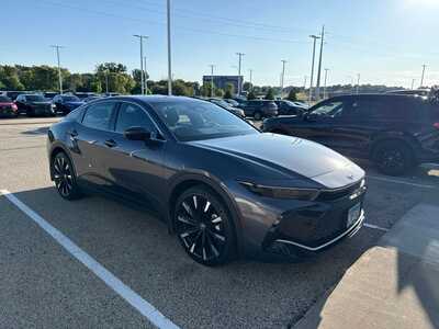 2024 Toyota Crown, $42245. Photo 2