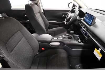 2027 Honda HR-V, $29550. Photo 12