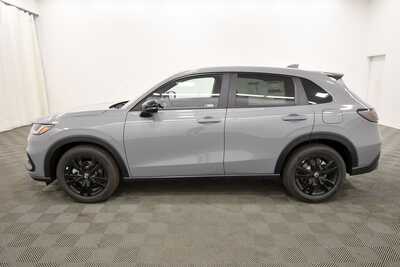 2027 Honda HR-V, $31805. Photo 4
