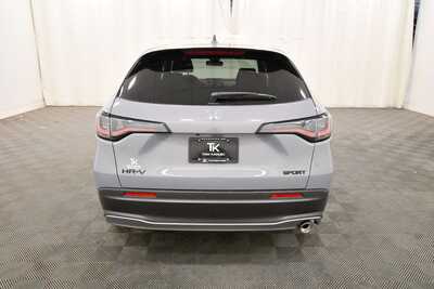 2027 Honda HR-V, $31805. Photo 6