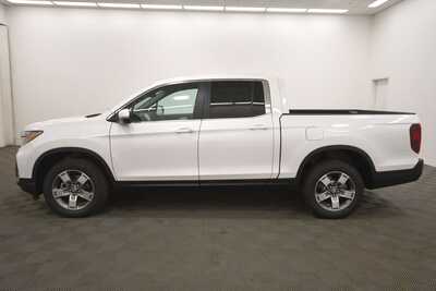 2026 Honda Ridgeline, $43358. Photo 4