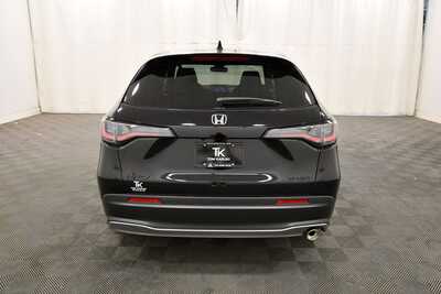 2027 Honda HR-V, $30772. Photo 6