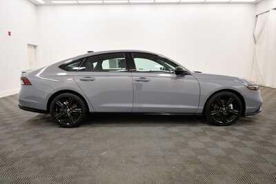 2023 Honda Accord, $28849. Photo 9