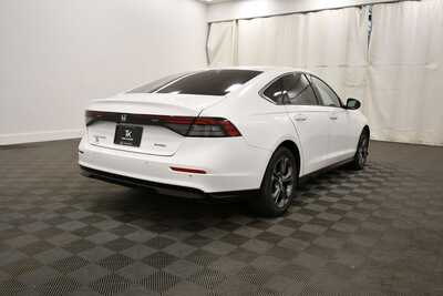 2024 Honda Accord, $28849. Photo 8