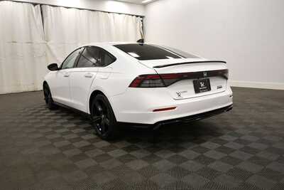 2024 Honda Accord, $30349. Photo 5