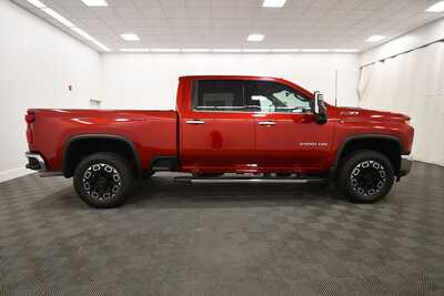 2023 Chevrolet 2500 Crew Cab, $58849. Photo 9