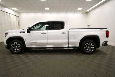 2023 GMC 1500 Crew Cab, $43849. Photo 4