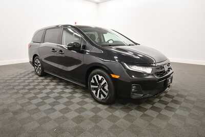 2025 Honda Odyssey, $36349. Photo 10